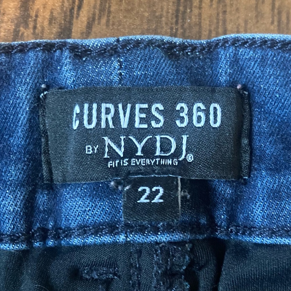 Jeans - Picture 4 of 10